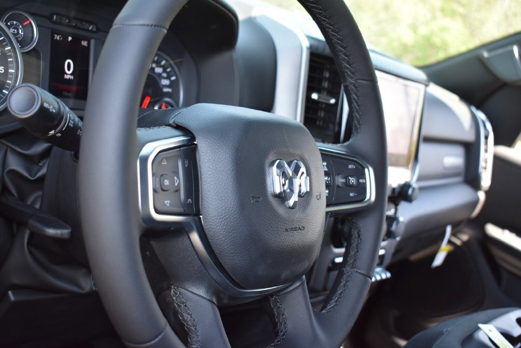 New 2026 RAM 1500 Big Horn AWD/4WD image 11