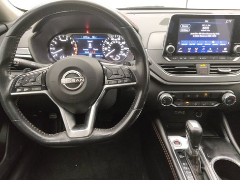 Used 2023 Nissan Altima 2.5 SR image 22