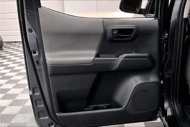 Used 2023 Toyota Tacoma SR AWD/4WD image 22
