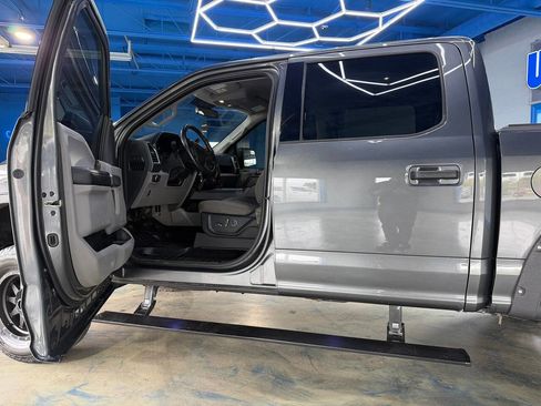 Used 2015 Ford F150 XLT w/ Equipment Group 302A Luxury AWD/4WD image 17
