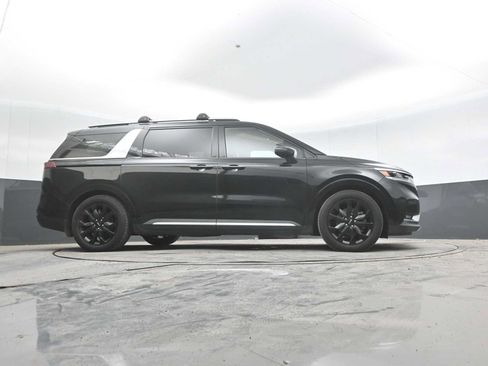 Used 2022 Kia Carnival SX Prestige FWD image 30