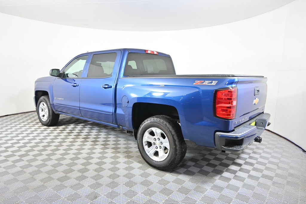 Used 2017 Chevrolet Silverado 1500 LT w/ All Star Edition AWD/4WD image 4