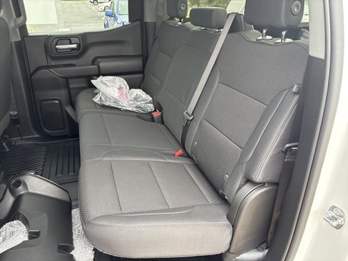 New 2026 Chevrolet Silverado 1500 W/T w/ WT Value Package AWD/4WD image 17