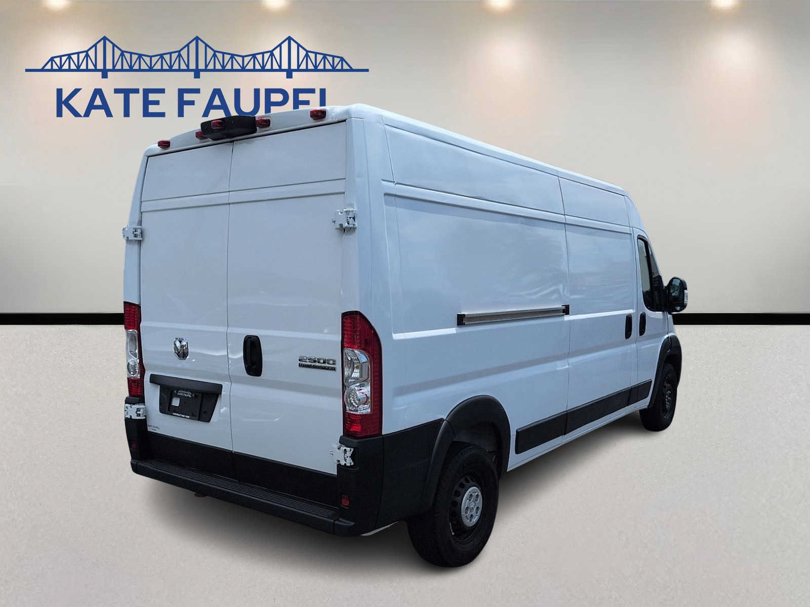 Used 2024 RAM ProMaster 2500 w/ Convenience Group FWD image 7