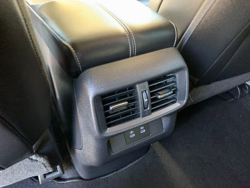 Used 2025 Nissan Murano SL AWD/4WD image 21
