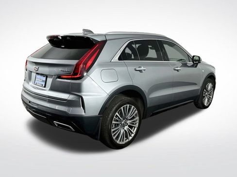 Used 2024 Cadillac XT4 Premium Luxury w/ Technology Package AWD/4WD image 8
