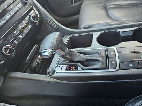 Used 2020 Kia Optima SE image 23