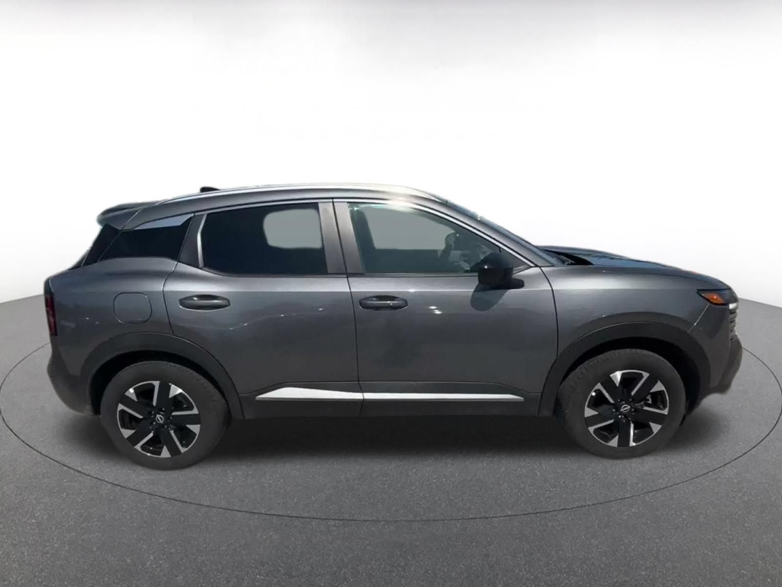 Used 2026 Nissan Kicks SV w/ Cold Weather Package AWD/4WD image 15