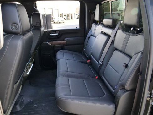 Used 2022 Chevrolet Silverado 2500 High Country w/ Z71 Off-Road Package image 28