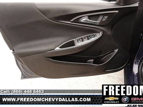 Certified 2025 Chevrolet Malibu LT FWD image 32