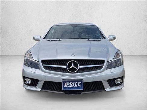 Used 2011 Mercedes-Benz SL 63 AMG image 2