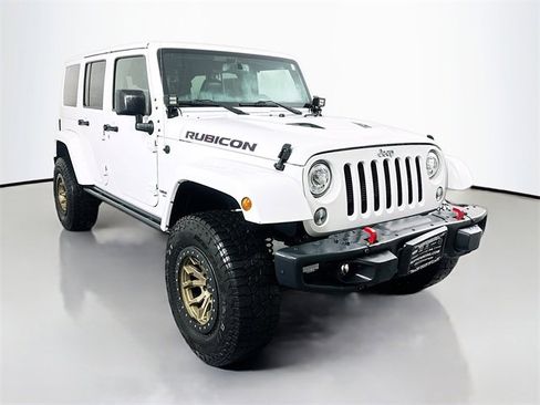 Used 2017 Jeep Wrangler Unlimited Rubicon image 1