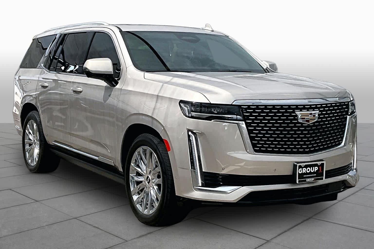 Used 2024 Cadillac Escalade Premium Luxury w/ Performance Package AWD/4WD image 5