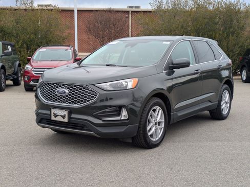 Certified 2023 Ford Edge SEL w/ Convenience Package image 8