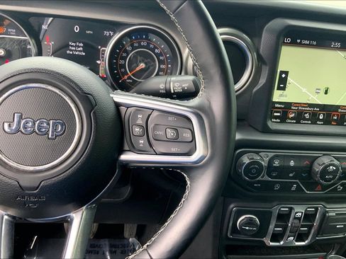 Used 2021 Jeep Wrangler Unlimited Sahara AWD/4WD image 24
