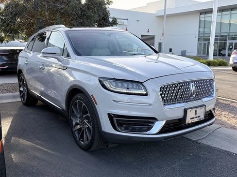 Used 2019 Lincoln Nautilus Reserve w/ Ultimate Package AWD/4WD image 3