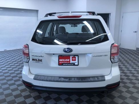 Used 2018 Subaru Forester 2.5i w/ Protection Package #1 AWD/4WD image 14