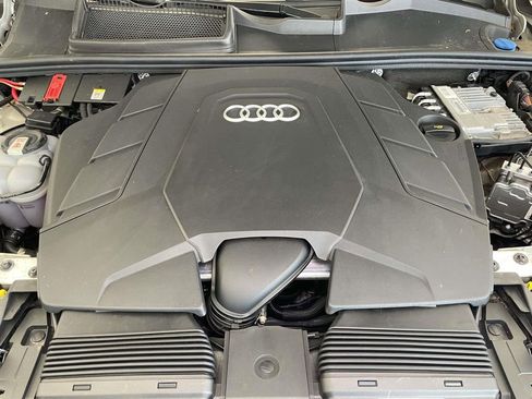 Used 2023 Audi Q7 3.0T Premium AWD/4WD image 25