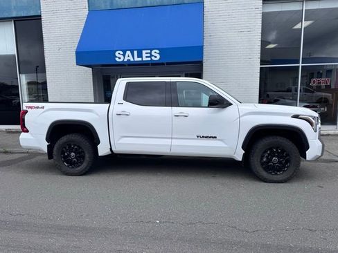 Used 2023 Toyota Tundra SR5 w/ TRD Off-Road Package image 6