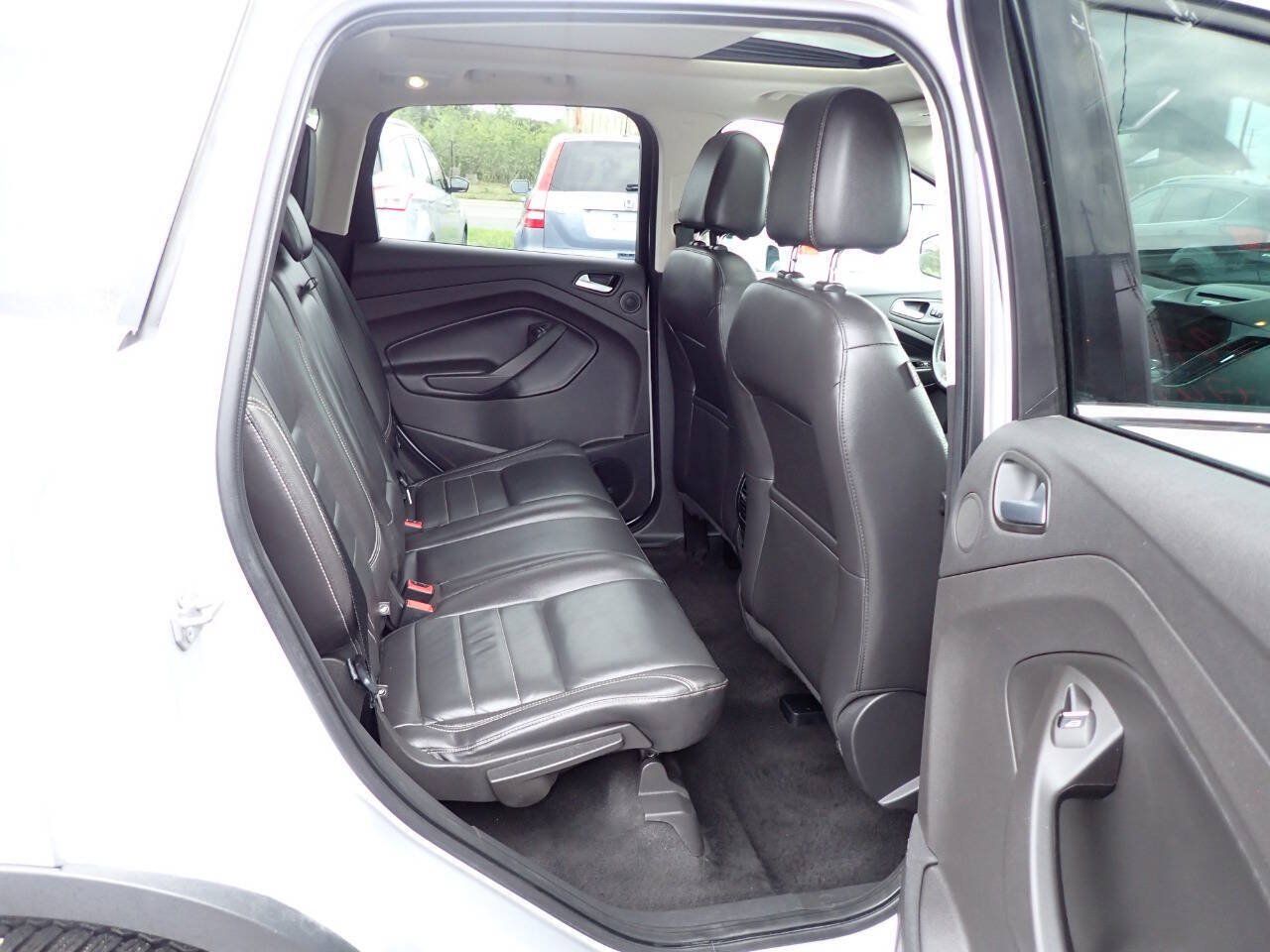 Used 2016 Ford Escape Titanium AWD/4WD image 10
