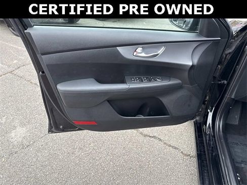 Used 2023 Kia Forte LXS image 13