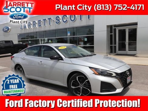 Used 2024 Nissan Altima 2.5 SR FWD image 1