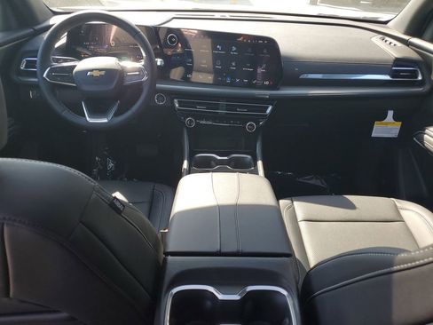 New 2026 Chevrolet Traverse LT FWD image 11