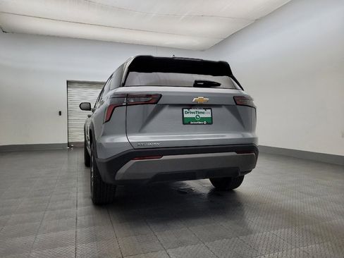 Used 2025 Chevrolet Equinox LT w/ Convenience Package II image 6