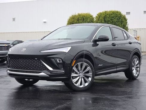 New 2026 Buick Envista Avenir image 2