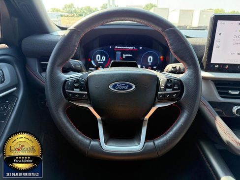Used 2025 Ford Explorer ST-Line w/ ST-Line Street Pack AWD/4WD image 20