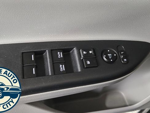 Used 2017 Honda Accord EX-L image 27