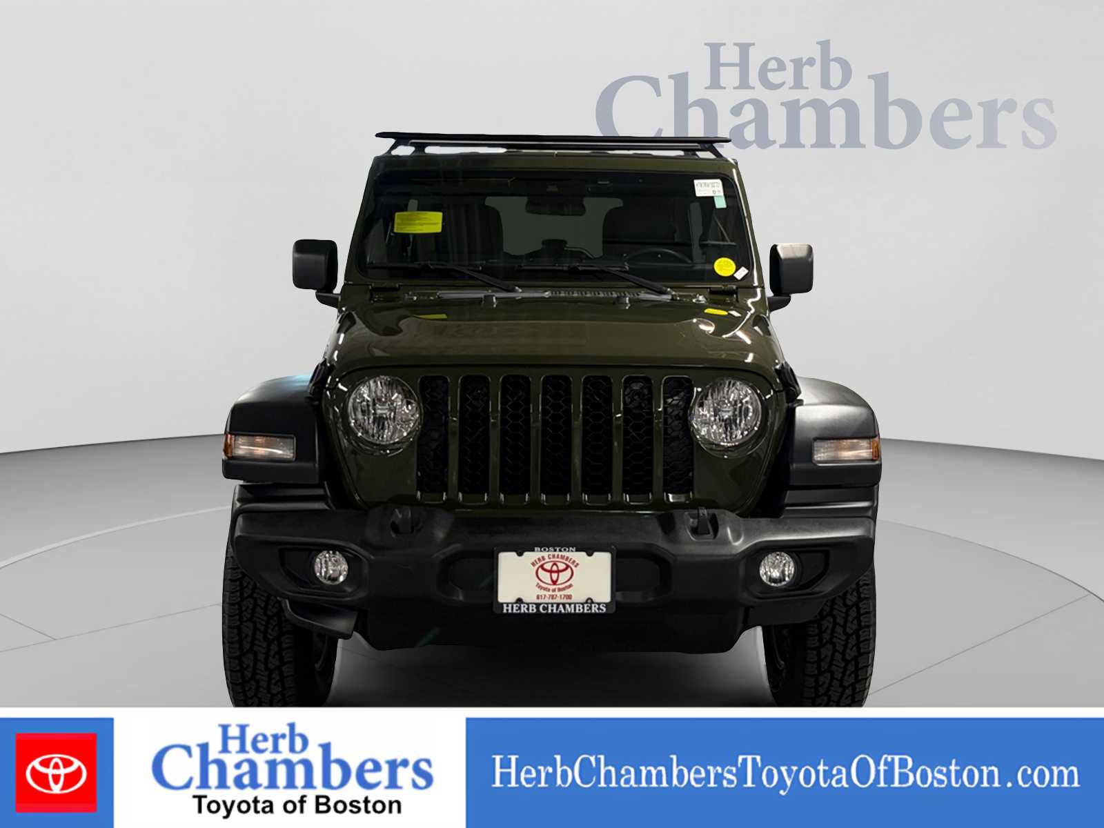 Used 2024 Jeep Wrangler Unlimited Sport AWD/4WD image 2