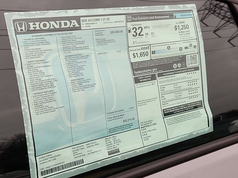 New 2025 Honda Accord SE image 18
