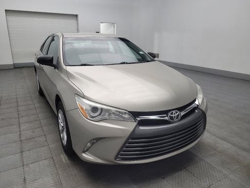 Used 2017 Toyota Camry LE FWD image 13
