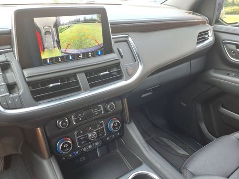 Used 2023 Chevrolet Tahoe High Country AWD/4WD image 32