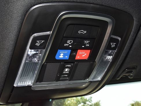Used 2024 RAM 2500 Rebel w/ Towing Technology Group AWD/4WD image 31