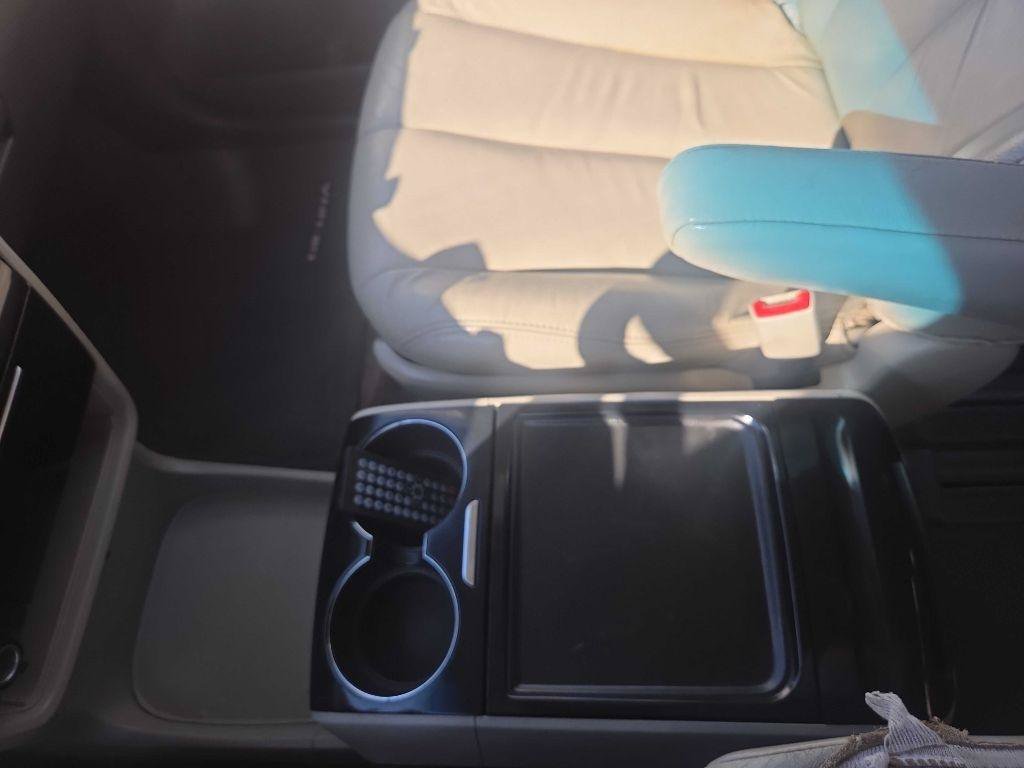 Used 2014 Toyota Sienna LE FWD image 12