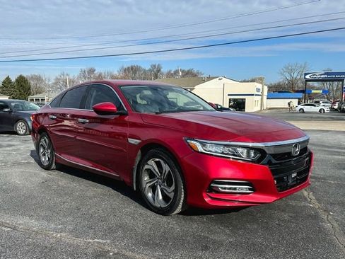 Used 2018 Honda Accord EX image 2