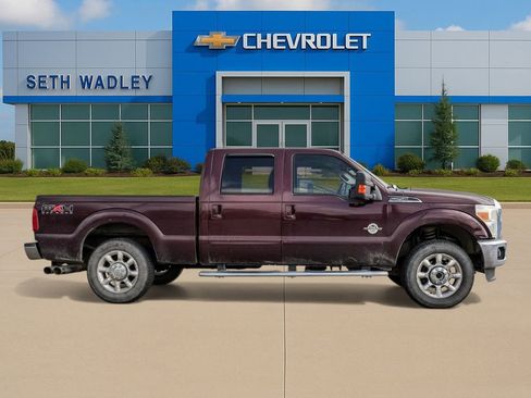 Used 2011 Ford F250 Lariat w/ Lariat Interior Pkg image 8