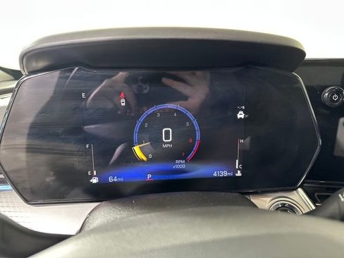 Used 2025 Chevrolet Trax LT image 17