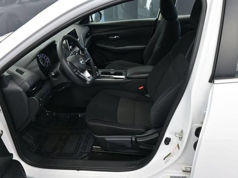 Used 2024 Nissan Sentra SV FWD image 26