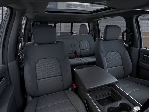 New 2026 RAM 1500 Big Horn AWD/4WD image 16