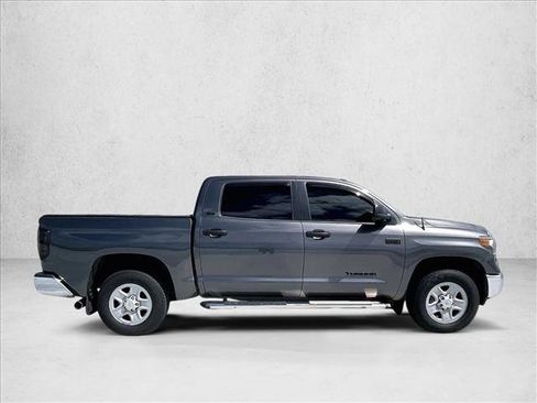 Used 2018 Toyota Tundra SR5 w/ SR5 Upgrade Package AWD/4WD image 5