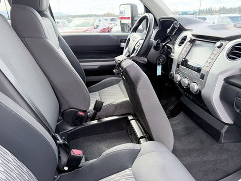 Used 2021 Toyota Tundra SR5 AWD/4WD image 18