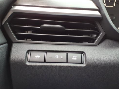 New 2026 Nissan Altima 2.5 SV AWD/4WD image 23