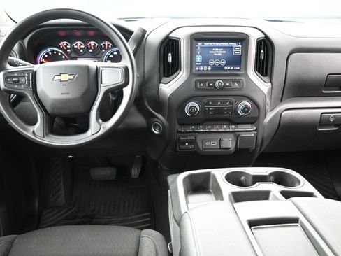 Used 2024 Chevrolet Silverado 1500 Custom image 7