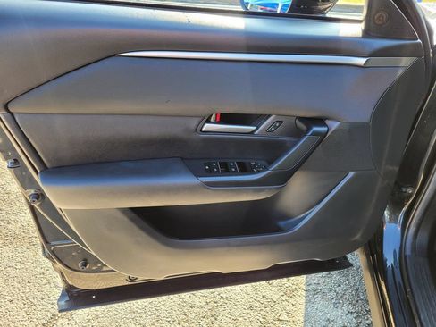 Used 2025 MAZDA CX-50 AWD 2.5 S w/ Preferred Package image 19