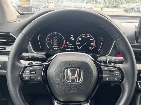 Used 2023 Honda Pilot EX-L image 12