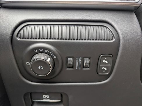 Used 2024 Jeep Grand Wagoneer L Series II w/ Quick Order Packagew 28T image 48