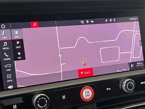 Certified 2022 Porsche Macan GTS AWD/4WD image 13